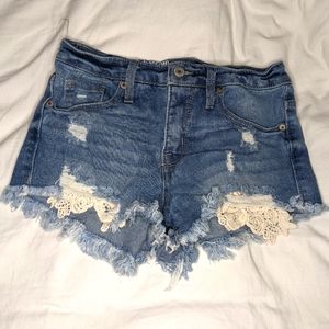 Denim shorts with lace